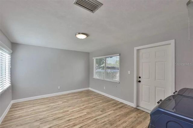 3219 W LEROY STREET, Tampa, FL 33607