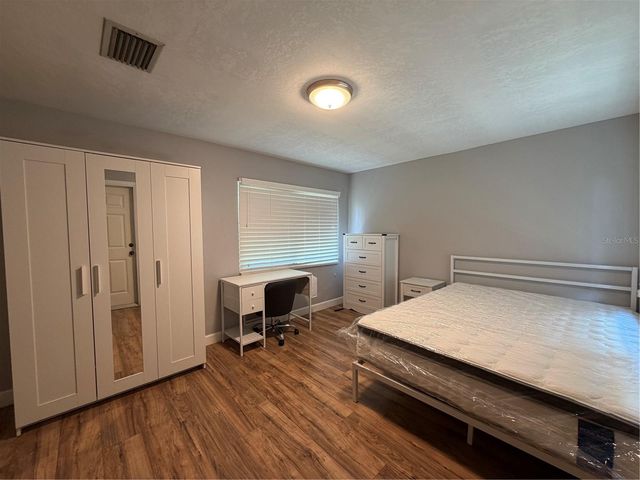 3219 W LEROY STREET, Tampa, FL 33607