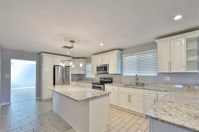 3219 W LEROY STREET, Tampa, FL 33607