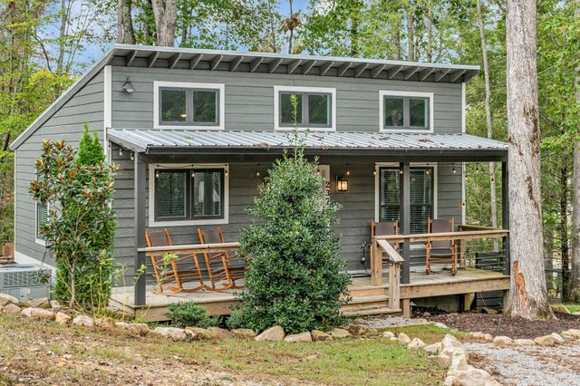 237 Waters Edge Way, Tracy City, TN 37387