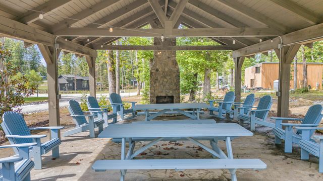 237 Waters Edge Way, Tracy City, TN 37387