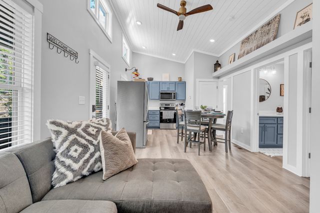 237 Waters Edge Way, Tracy City, TN 37387