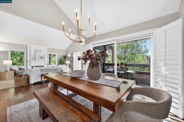 533 Monarch Ridge Dr, Walnut Creek, CA 94597