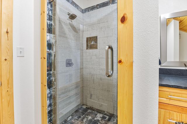 583 Cr 1010, Mt Vernon, TX 75457