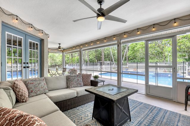17271 N 88th Rd Road N, The Acreage, FL 33470