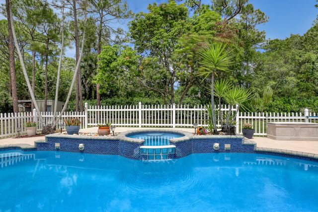 17271 N 88th Rd Road N, The Acreage, FL 33470