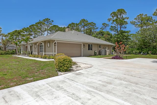 17271 N 88th Rd Road N, The Acreage, FL 33470