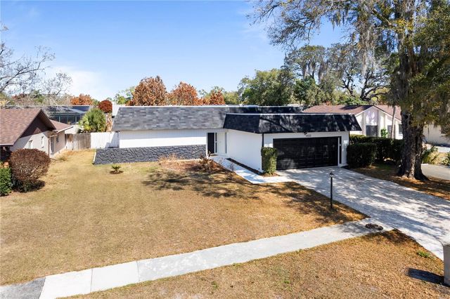 5923 STRATTON LANE, Orlando, FL 32808