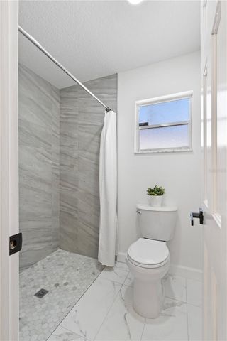 5923 STRATTON LANE, Orlando, FL 32808