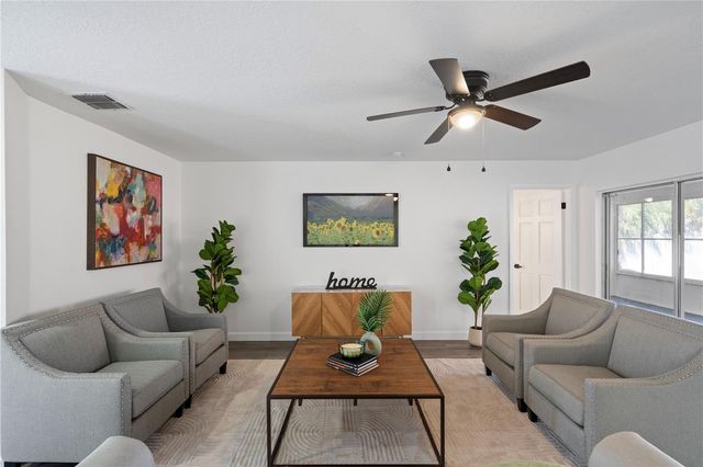 5923 STRATTON LANE, Orlando, FL 32808