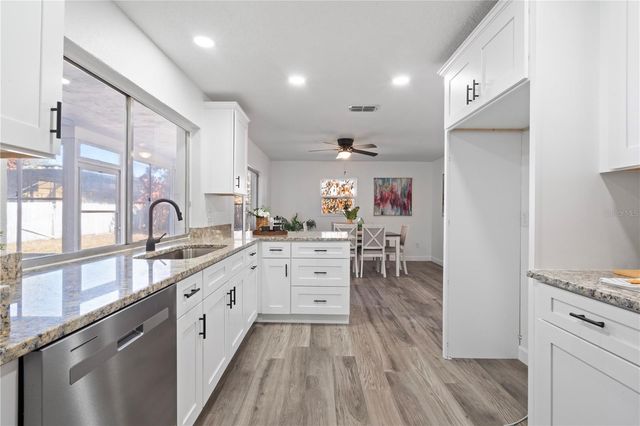 5923 STRATTON LANE, Orlando, FL 32808