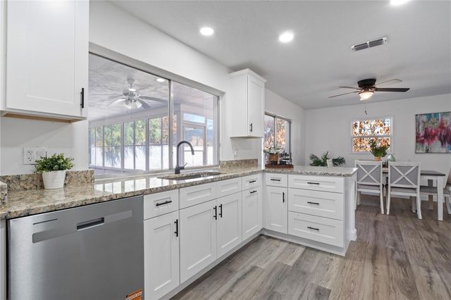 5923 STRATTON LANE, Orlando, FL 32808