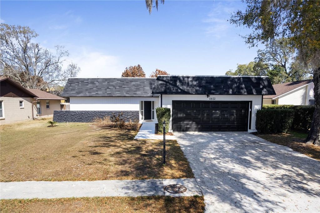 5923 STRATTON LANE, Orlando, FL 32808