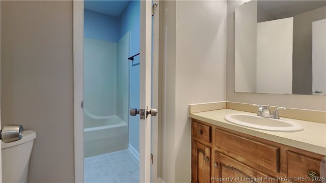 933 Creek Side Run, Fayetteville, NC 28303