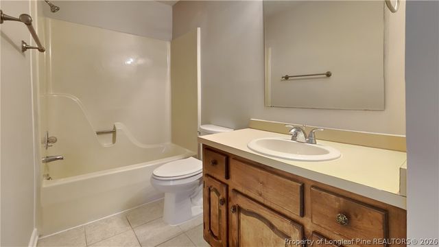 933 Creek Side Run, Fayetteville, NC 28303