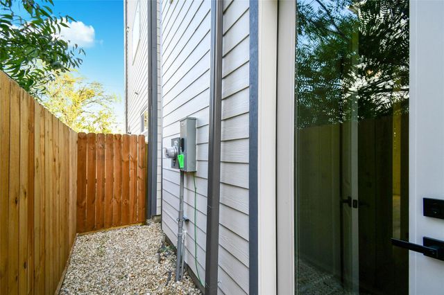 3231 Tuam Street, Houston, TX 77004