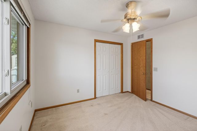 8773 Jasmine Lane, Eden Prairie, MN 55344