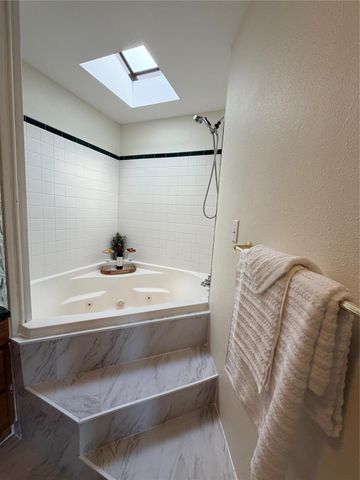 1408 Brandon Court, Bay City, TX 77414