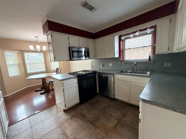 1408 Brandon Court, Bay City, TX 77414