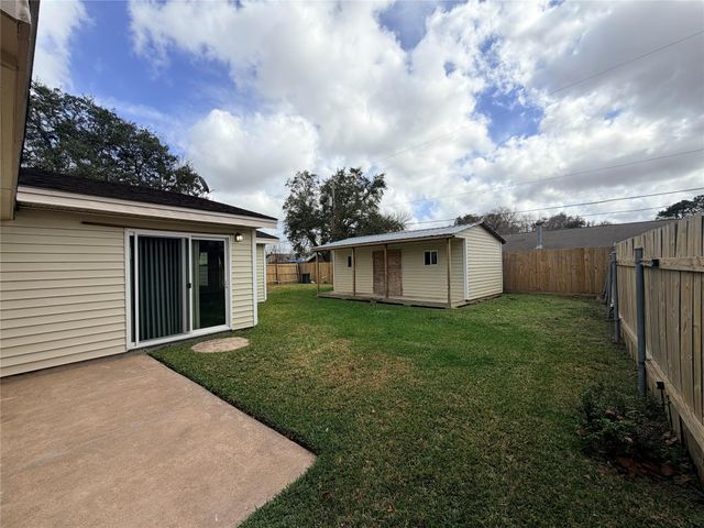 1408 Brandon Court, Bay City, TX 77414