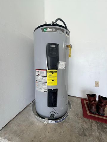 1408 Brandon Court, Bay City, TX 77414