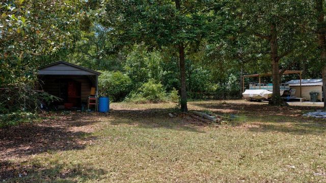 623 Barn Road, Bonneau, SC 29431