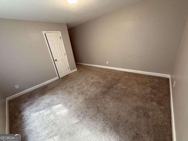 944 Crossing Rock Drive, Lawrenceville, GA 30043