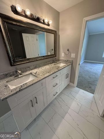 944 Crossing Rock Drive, Lawrenceville, GA 30043