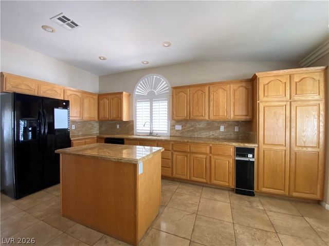 7816 Waterfalls Avenue, Las Vegas, NV 89128