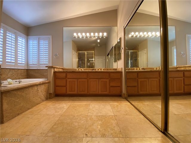 7816 Waterfalls Avenue, Las Vegas, NV 89128