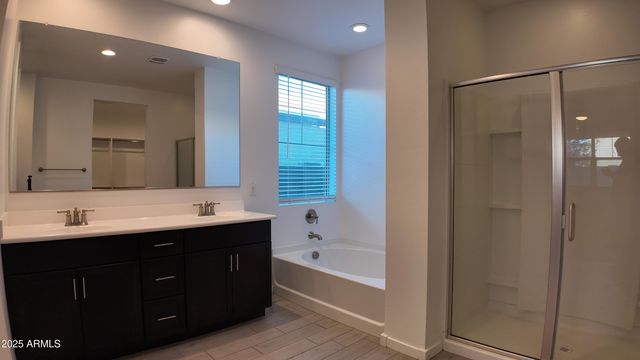 11046 W LEVI Drive, Tolleson, AZ 85353