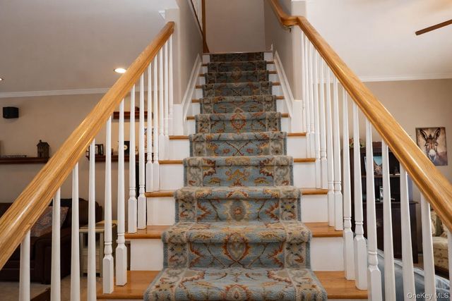 111 High Point Circle 111, Newburgh, NY 12550