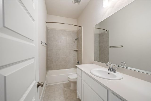 204 Bee Balm Court, Conroe, TX 77304