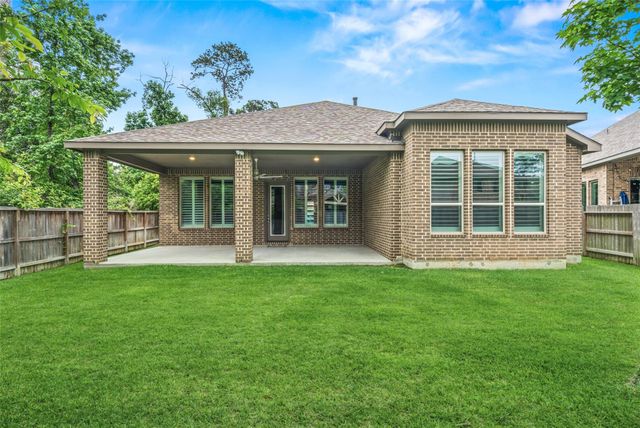 204 Bee Balm Court, Conroe, TX 77304