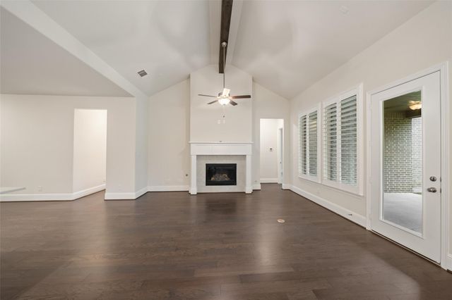 204 Bee Balm Court, Conroe, TX 77304