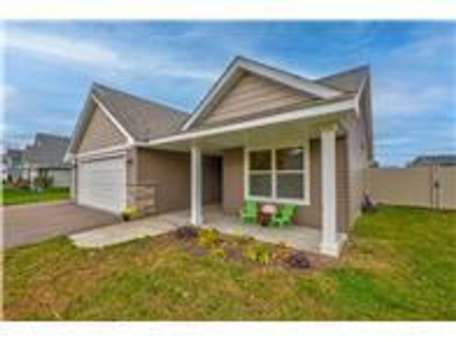 1343 Creekwood Drive, New Richmond, WI 54017