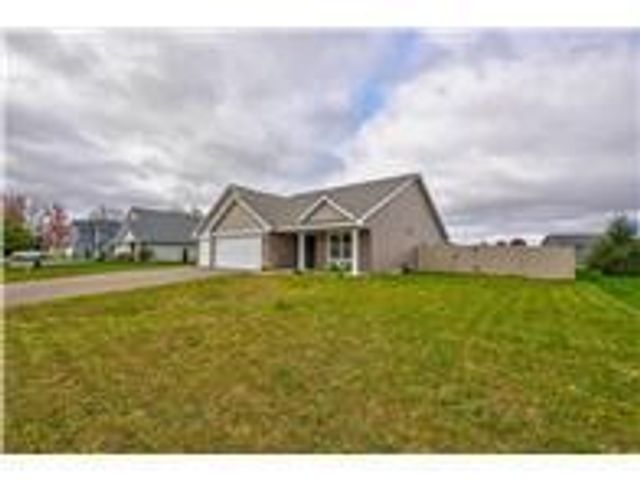 1343 Creekwood Drive, New Richmond, WI 54017