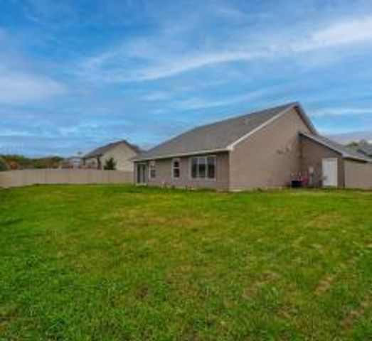 1343 Creekwood Drive, New Richmond, WI 54017
