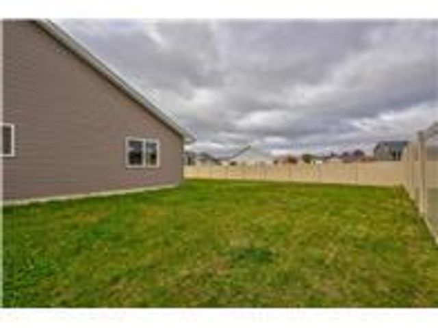 1343 Creekwood Drive, New Richmond, WI 54017
