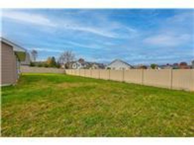 1343 Creekwood Drive, New Richmond, WI 54017