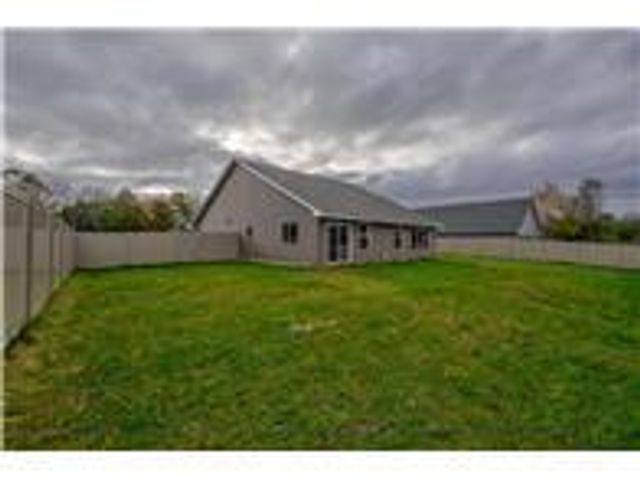 1343 Creekwood Drive, New Richmond, WI 54017