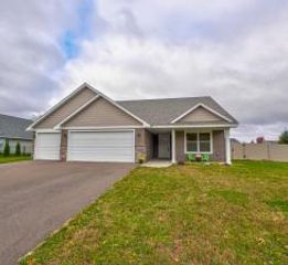 1343 Creekwood Drive, New Richmond, WI 54017