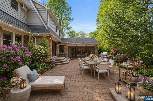 127 Westervelt Avenue, Tenafly, NJ 07670