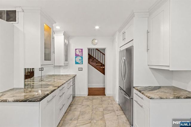 127 Westervelt Avenue, Tenafly, NJ 07670
