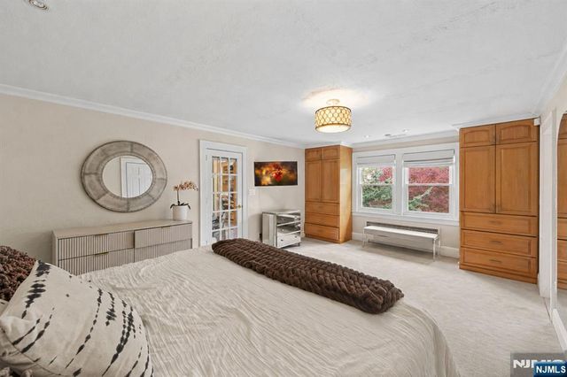 127 Westervelt Avenue, Tenafly, NJ 07670