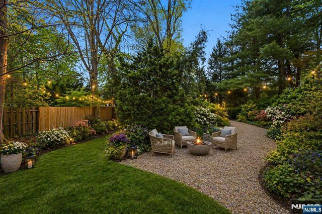 127 Westervelt Avenue, Tenafly, NJ 07670