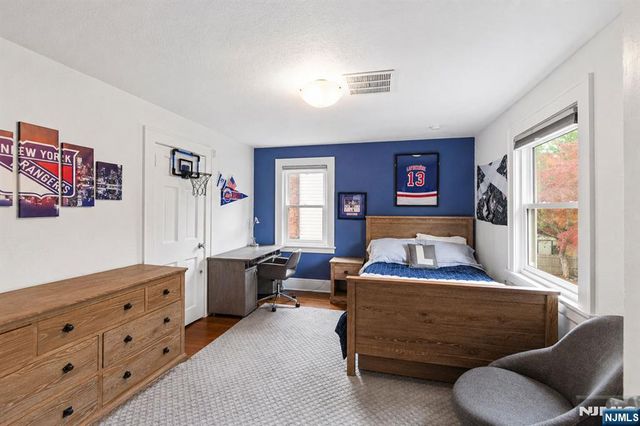 127 Westervelt Avenue, Tenafly, NJ 07670