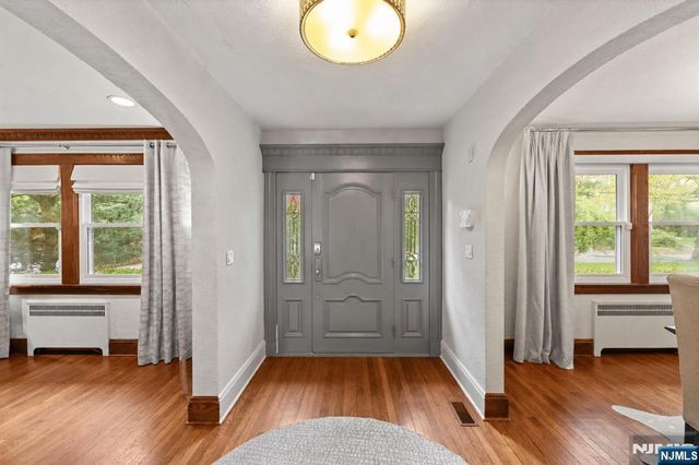 127 Westervelt Avenue, Tenafly, NJ 07670