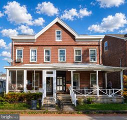 944 LAMBERTON ST, 2ND FL, Trenton, NJ 08611