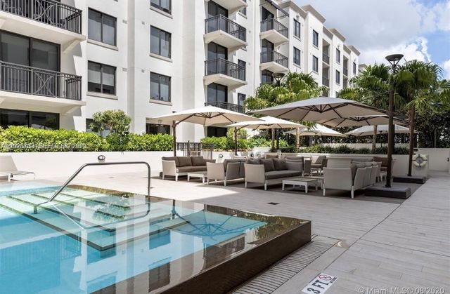 301 Altara Ave 305, Coral Gables, FL 33146